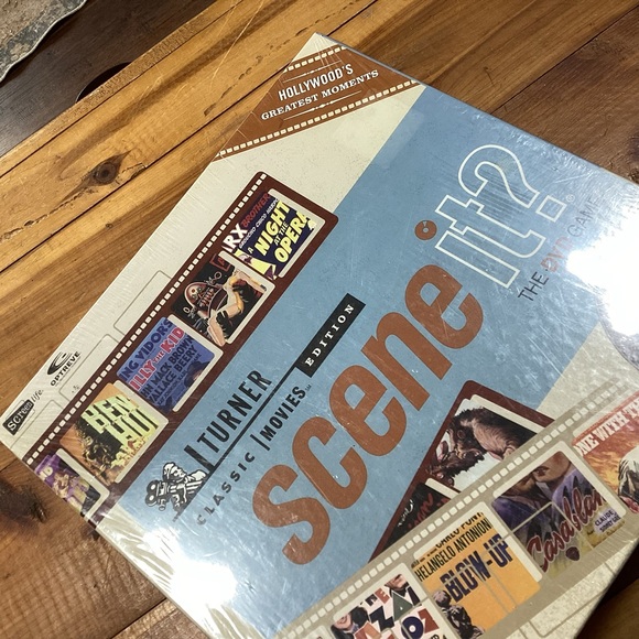 New sealed Scene It? DVD game Turner Classic Movies Edition - Picture 2 of 6